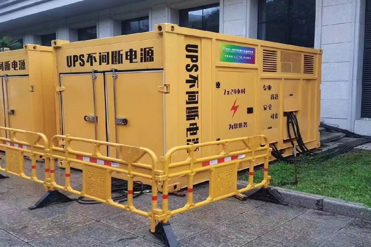 花溪发电机租赁施工现场